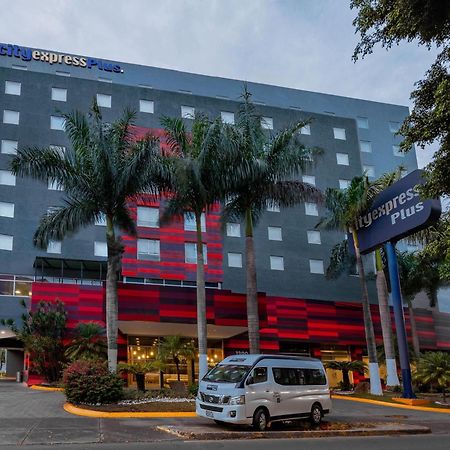 City Express Plus By Marriott Guadalajara Expo Сапопан Экстерьер фото